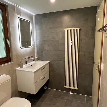 Апартаменты Breathtaking Waterfall Nr.2 Лаутербруннен